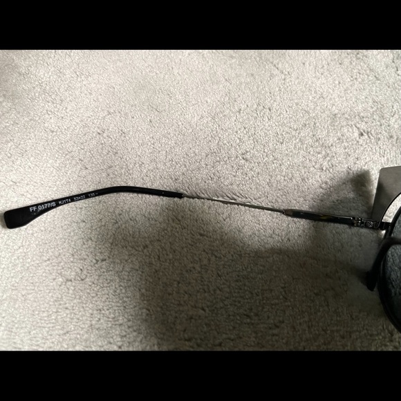 Fendi *BRAND NEW*Sunglasses Mirrored/Gunmetal Grey - Picture 5 of 7